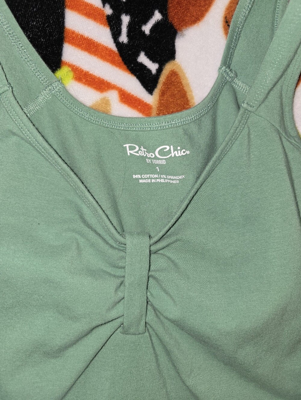 Torrid Retro Chic Green Ruched Foxy Tank Top Size 1 - Picture 2 of 2